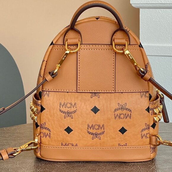 New MCM Baby Stark Stud Backpack Brand - Picture 3 of 9